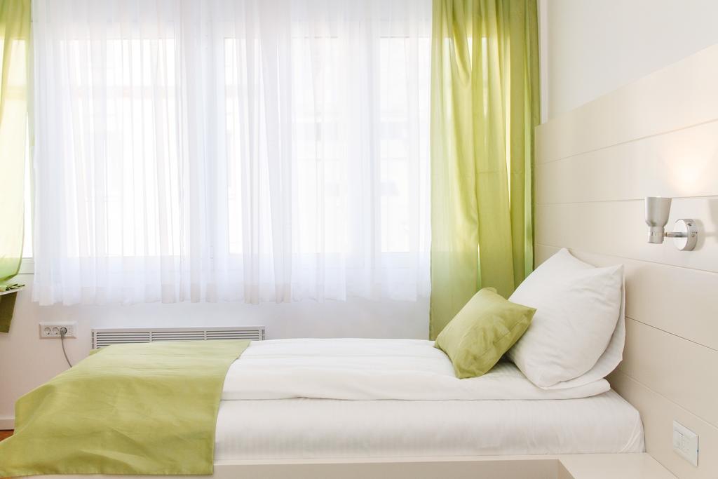 Central Belgrade Apartments 3 ภายนอก รูปภาพ