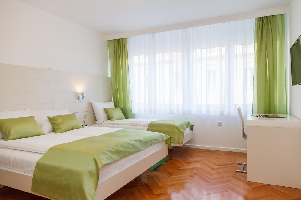 Central Belgrade Apartments 3 ภายนอก รูปภาพ